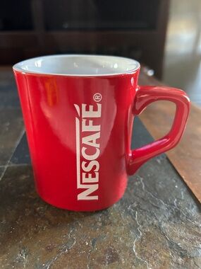 Nescafe 11oz Coffee Tea Beverage Mug Cup Red and White Square Ceramic